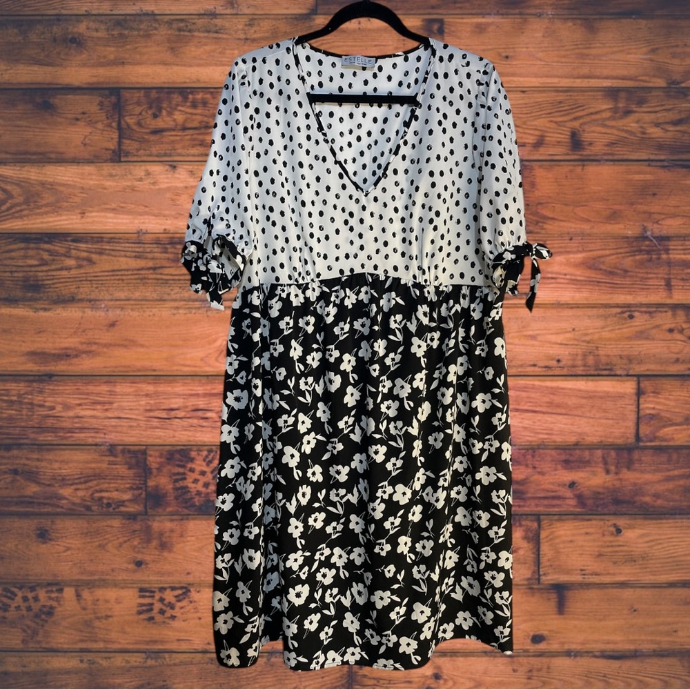 5 for $25🔥Estelle Canaria Black White‎ Short Sleeve Mini Dress 1X
